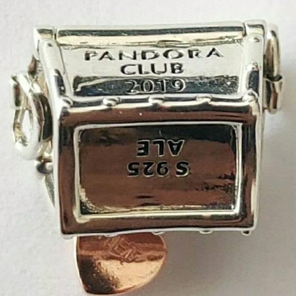 Pandora Club charm. - Picture 8 of 8